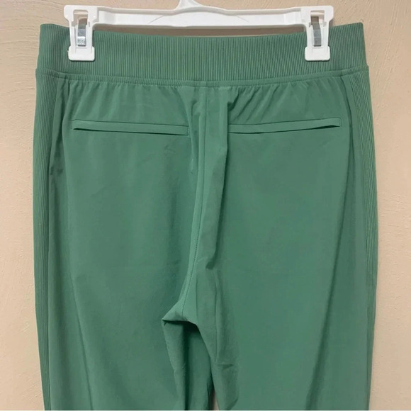 Athleta Brooklyn Ankle Pant in Vineyard Green Size 4 - Picture 10 of 11
